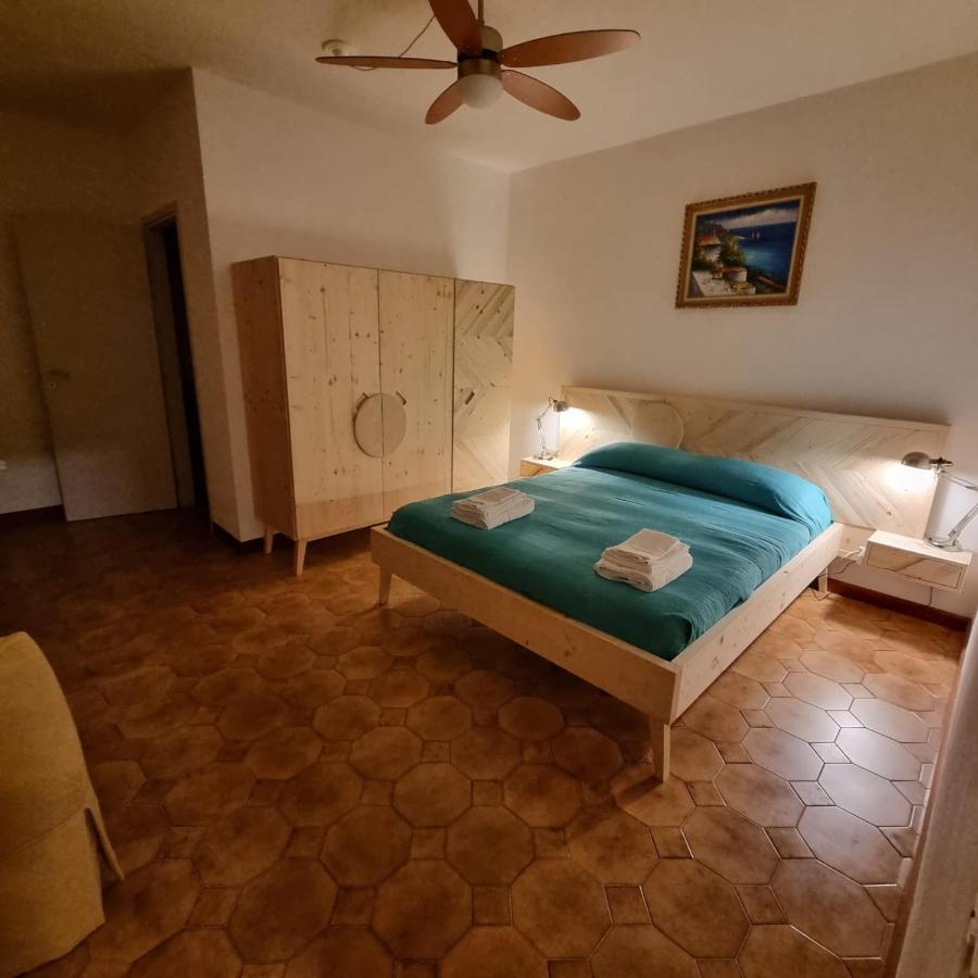 Sa Stiddiosa Guesthouse Gadoni Exteriör bild